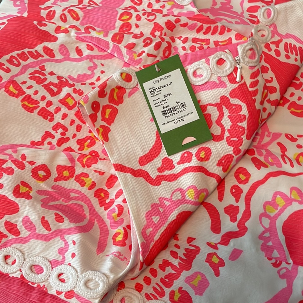 Lilly Pultzer size 00 dress. Brand new. Never worn.